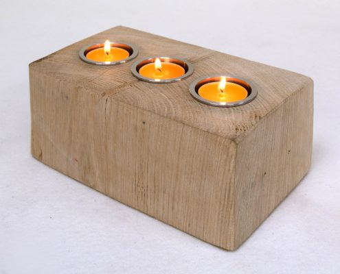 Eichenblock mit Teelichhalter